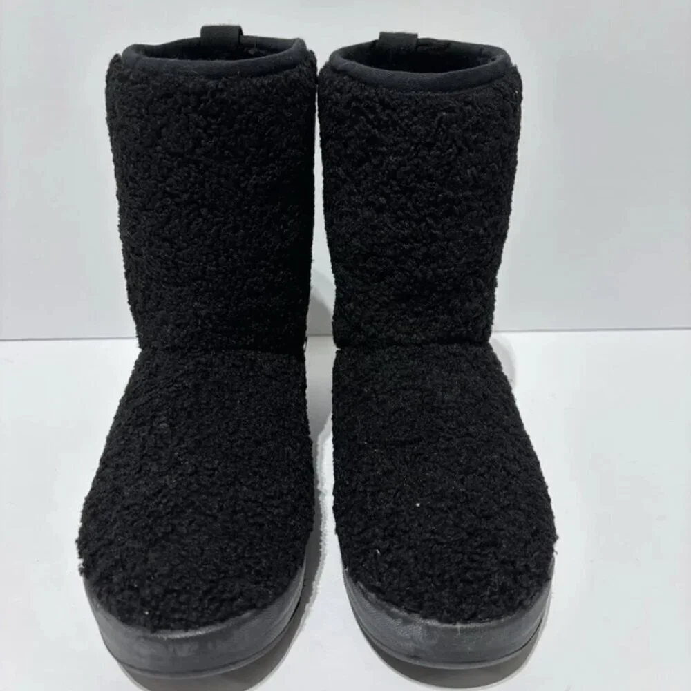 Keds Women’s Tally Faux Shearling Winter Boot Black, Size 7 M